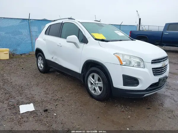3GNCJPSB2GL262172 2016 CHEVROLET TRAX - Image 1