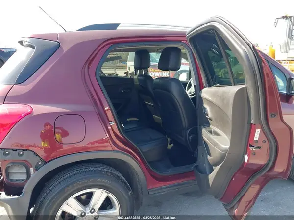 3GNCJPSB2GL269624 2016 CHEVROLET TRAX - Image 8