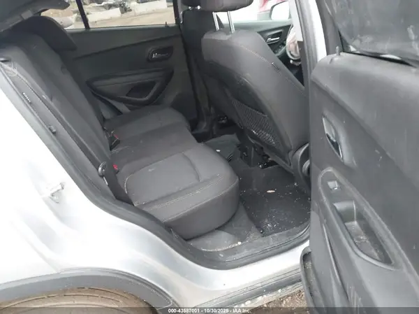 3GNCJPSB2HL130479 2017 CHEVROLET TRAX - Image 8
