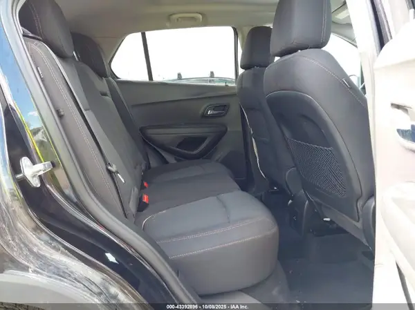 3GNCJPSB2HL134774 2017 CHEVROLET TRAX - Image 8
