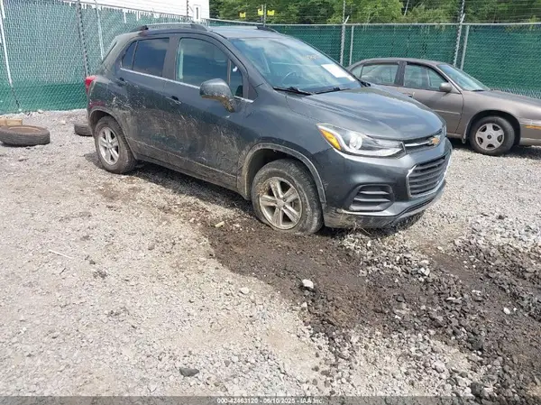 3GNCJPSB2HL194070 2017 CHEVROLET TRAX - Image 1
