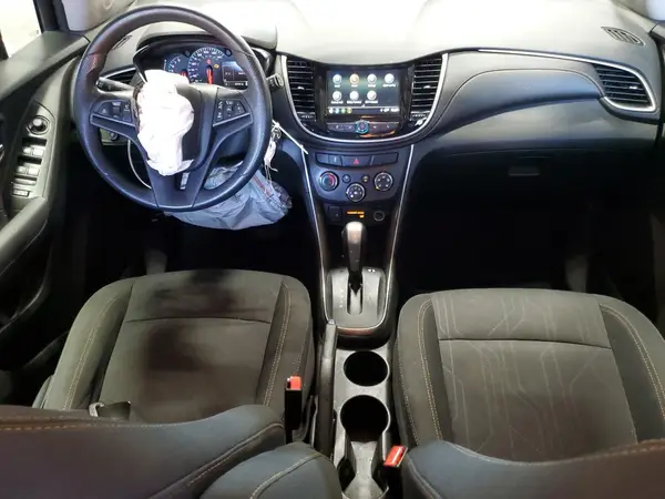3GNCJPSB2JL201282 2018 CHEVROLET TRAX - Image 8
