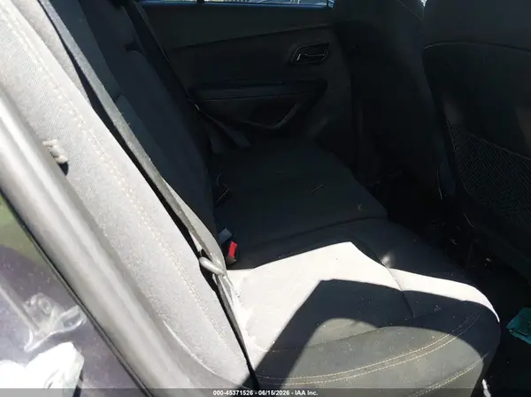 3GNCJPSB2JL212329 2018 CHEVROLET TRAX - Image 8