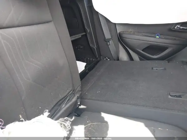 3GNCJPSB2JL285653 2018 CHEVROLET TRAX - Image 8