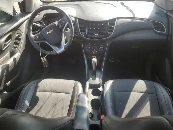 3GNCJPSB2JL329067 2018 CHEVROLET TRAX - Image 8