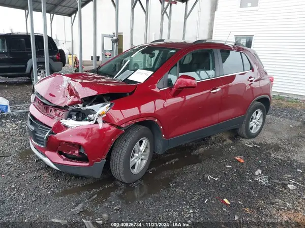 3GNCJPSB2KL175848 2019 CHEVROLET TRAX - Image 2
