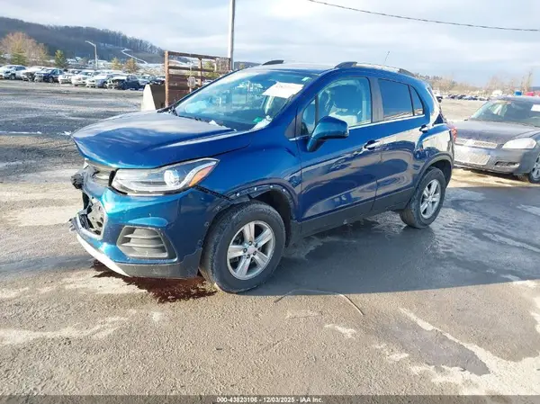 3GNCJPSB2KL190849 2019 CHEVROLET TRAX - Image 2