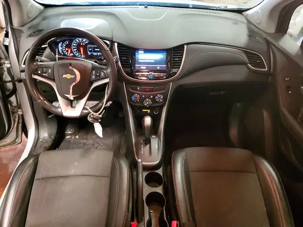 3GNCJPSB2KL210419 2019 CHEVROLET TRAX - Image 8