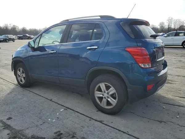 3GNCJPSB2KL246546 2019 CHEVROLET TRAX - Image 2