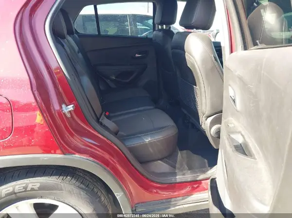 3GNCJPSB2KL268594 2019 CHEVROLET TRAX - Image 8
