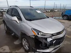 3GNCJPSB2KL404061 2019 CHEVROLET TRAX
