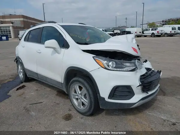 3GNCJPSB2LL122309 2020 CHEVROLET TRAX - Image 1