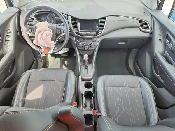 3GNCJPSB2LL137246 2020 CHEVROLET TRAX - Image 8