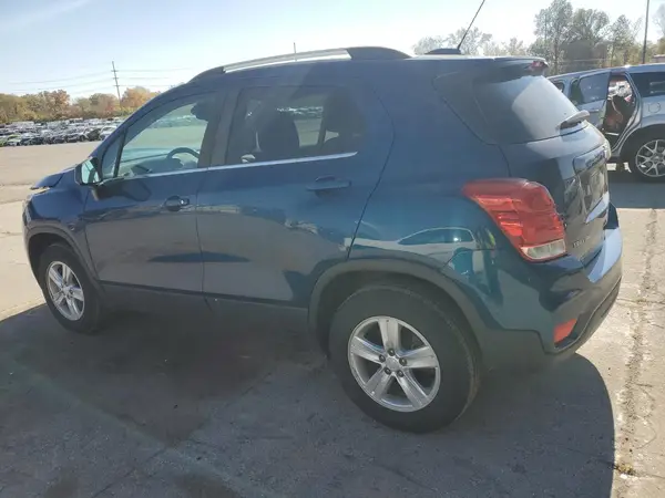 3GNCJPSB2LL147243 2020 CHEVROLET TRAX - Image 2