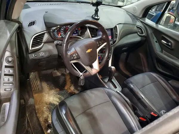 3GNCJPSB2LL167413 2020 CHEVROLET TRAX - Image 8