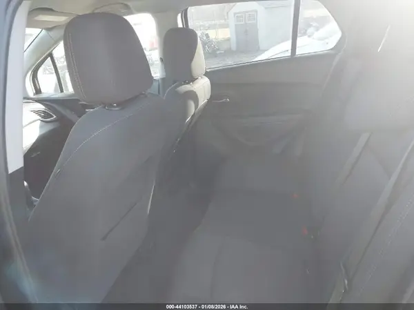 3GNCJPSB2LL183532 2020 CHEVROLET TRAX - Image 8