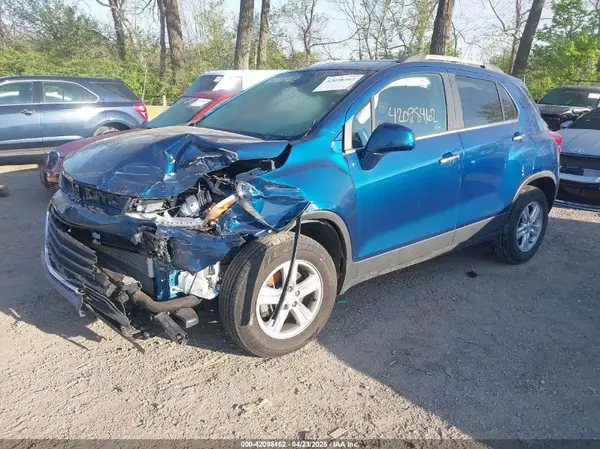3GNCJPSB2LL219333 2020 CHEVROLET TRAX - Image 2