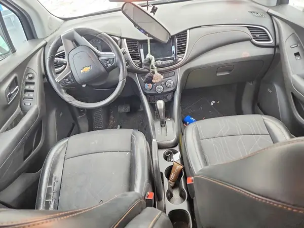 3GNCJPSB2LL318475 2020 CHEVROLET TRAX - Image 8