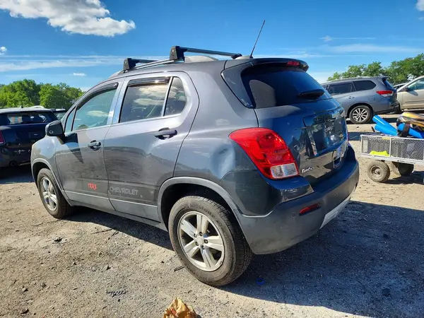 3GNCJPSB3GL118291 2016 CHEVROLET TRAX - Image 2