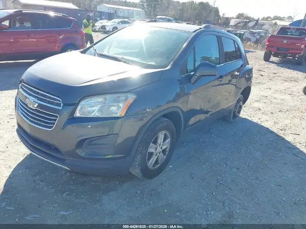 3GNCJPSB3GL122289 2016 CHEVROLET TRAX - Image 2