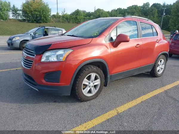 3GNCJPSB3GL160640 2016 CHEVROLET TRAX - Image 2