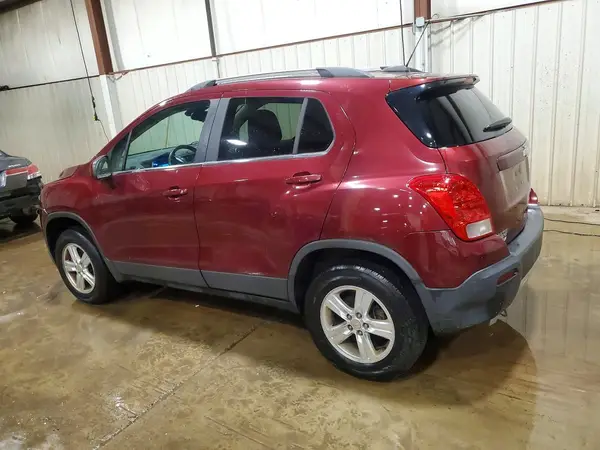 3GNCJPSB3GL174411 2016 CHEVROLET TRAX - Image 2
