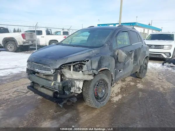 3GNCJPSB3GL230752 2016 CHEVROLET TRAX - Image 2