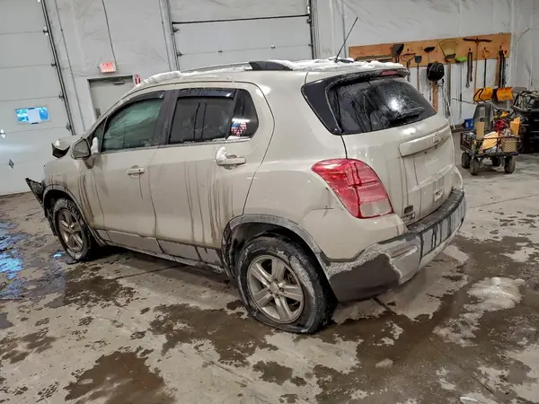 3GNCJPSB3GL243209 2016 CHEVROLET TRAX - Image 2