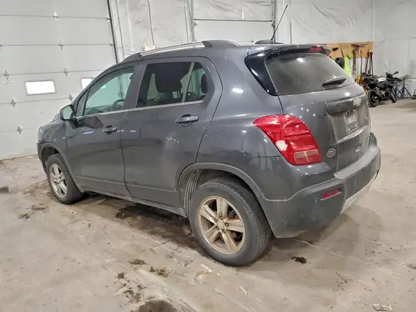 3GNCJPSB3GL262570 2016 CHEVROLET TRAX - Image 2
