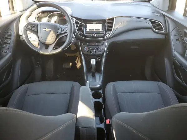 3GNCJPSB3HL135304 2017 CHEVROLET TRAX - Image 8