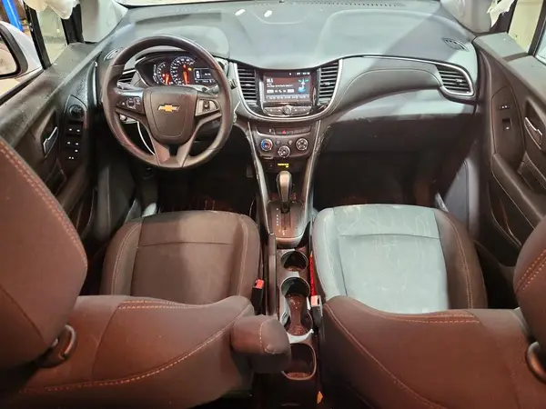 3GNCJPSB3HL140423 2017 CHEVROLET TRAX - Image 8