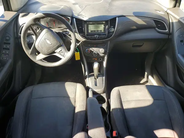 3GNCJPSB3HL144262 2017 CHEVROLET TRAX - Image 8