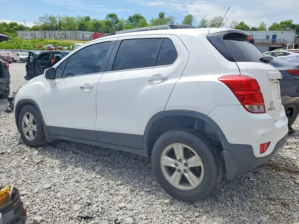 3GNCJPSB3HL239372 2017 CHEVROLET TRAX - Image 2