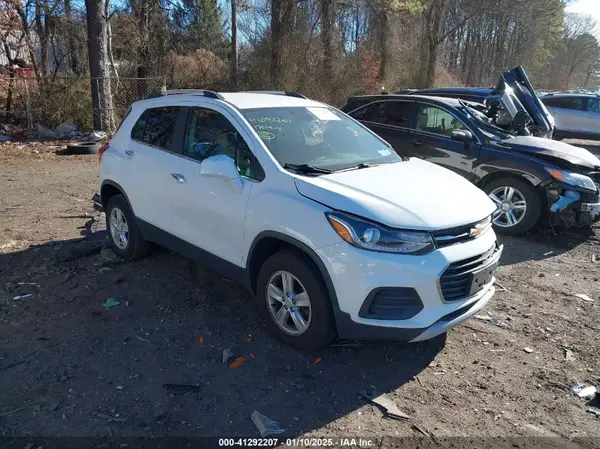 3GNCJPSB3HL271853 2017 CHEVROLET TRAX - Image 1