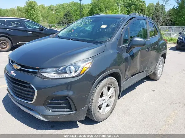 3GNCJPSB3HL277913 2017 CHEVROLET TRAX - Image 2