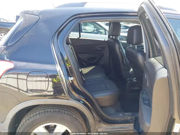 3GNCJPSB3HL283761 2017 CHEVROLET TRAX - Image 8