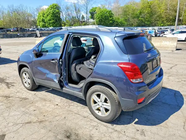 3GNCJPSB3JL159141 2018 CHEVROLET TRAX - Image 2
