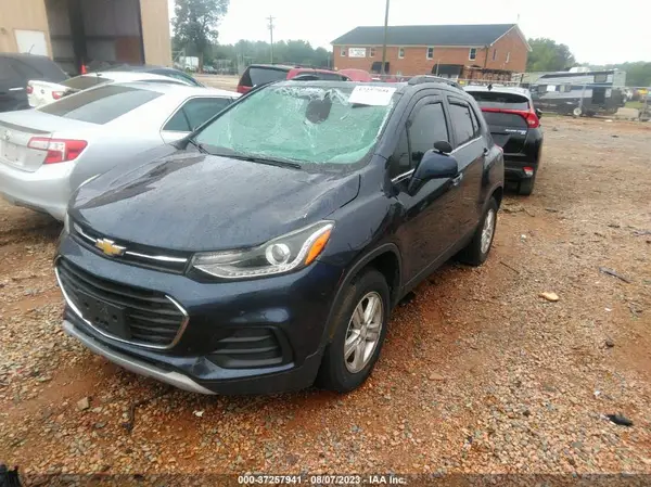 3GNCJPSB3JL209231 2018 CHEVROLET TRAX - Image 2