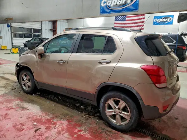 3GNCJPSB3JL279358 2018 CHEVROLET TRAX - Image 2