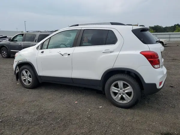 3GNCJPSB3JL337985 2018 CHEVROLET TRAX - Image 2