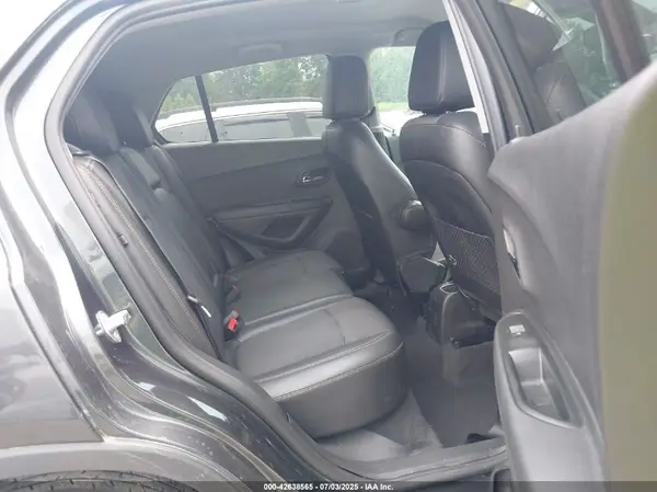 3GNCJPSB3JL353782 2018 CHEVROLET TRAX - Image 8