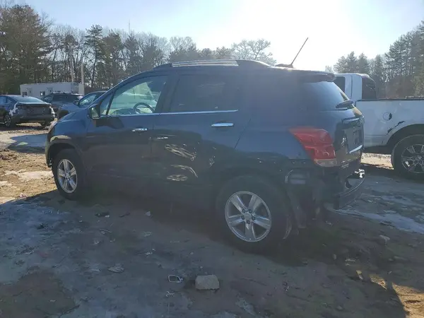 3GNCJPSB3JL402091 2018 CHEVROLET TRAX - Image 2
