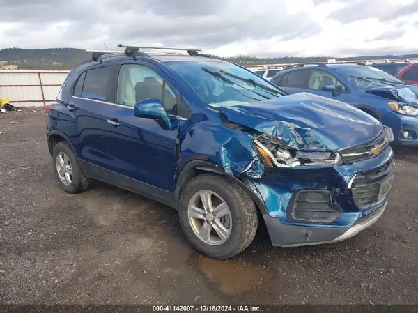 3GNCJPSB3KL167581 2019 CHEVROLET TRAX - Image 1