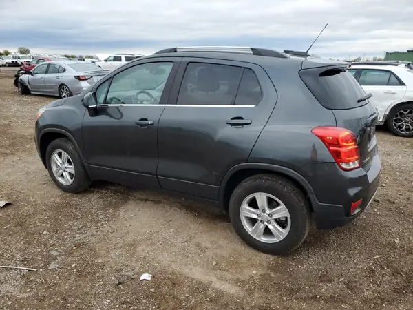 3GNCJPSB3KL179214 2019 CHEVROLET TRAX - Image 2