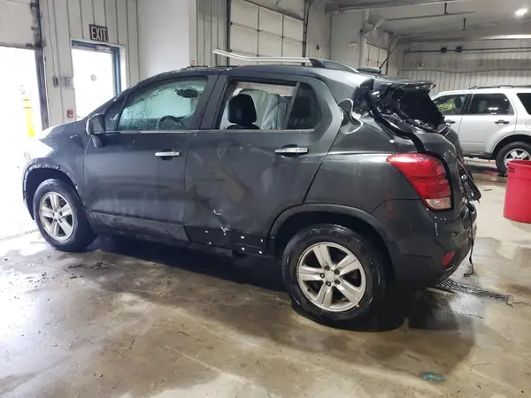 3GNCJPSB3KL186339 2019 CHEVROLET TRAX - Image 2