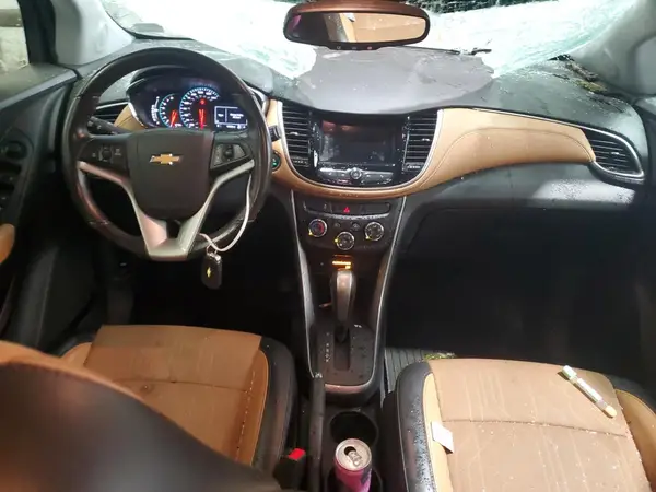 3GNCJPSB3KL187118 2019 CHEVROLET TRAX - Image 8
