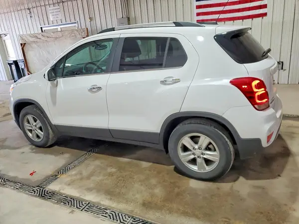 3GNCJPSB3KL212762 2019 CHEVROLET TRAX - Image 2