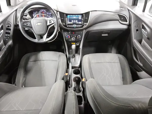 3GNCJPSB3KL218240 2019 CHEVROLET TRAX - Image 8