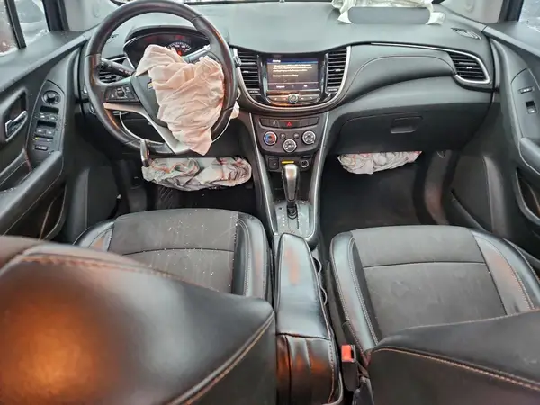 3GNCJPSB3KL237225 2019 CHEVROLET TRAX - Image 8