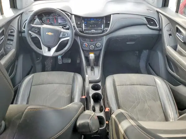 3GNCJPSB3KL240349 2019 CHEVROLET TRAX - Image 8